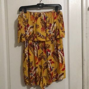 Xhilaration Women strapless romper- L